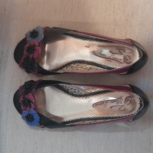Poetic License Leather Peep Toe Tiny Heeled Sandals With Beaded Flowers 7.5 - Picture 12 of 14